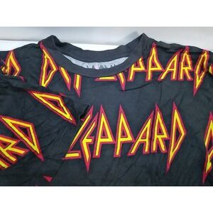 Def‎ Leppard Print Short Sleeve Black Crew Neck Small Shirt